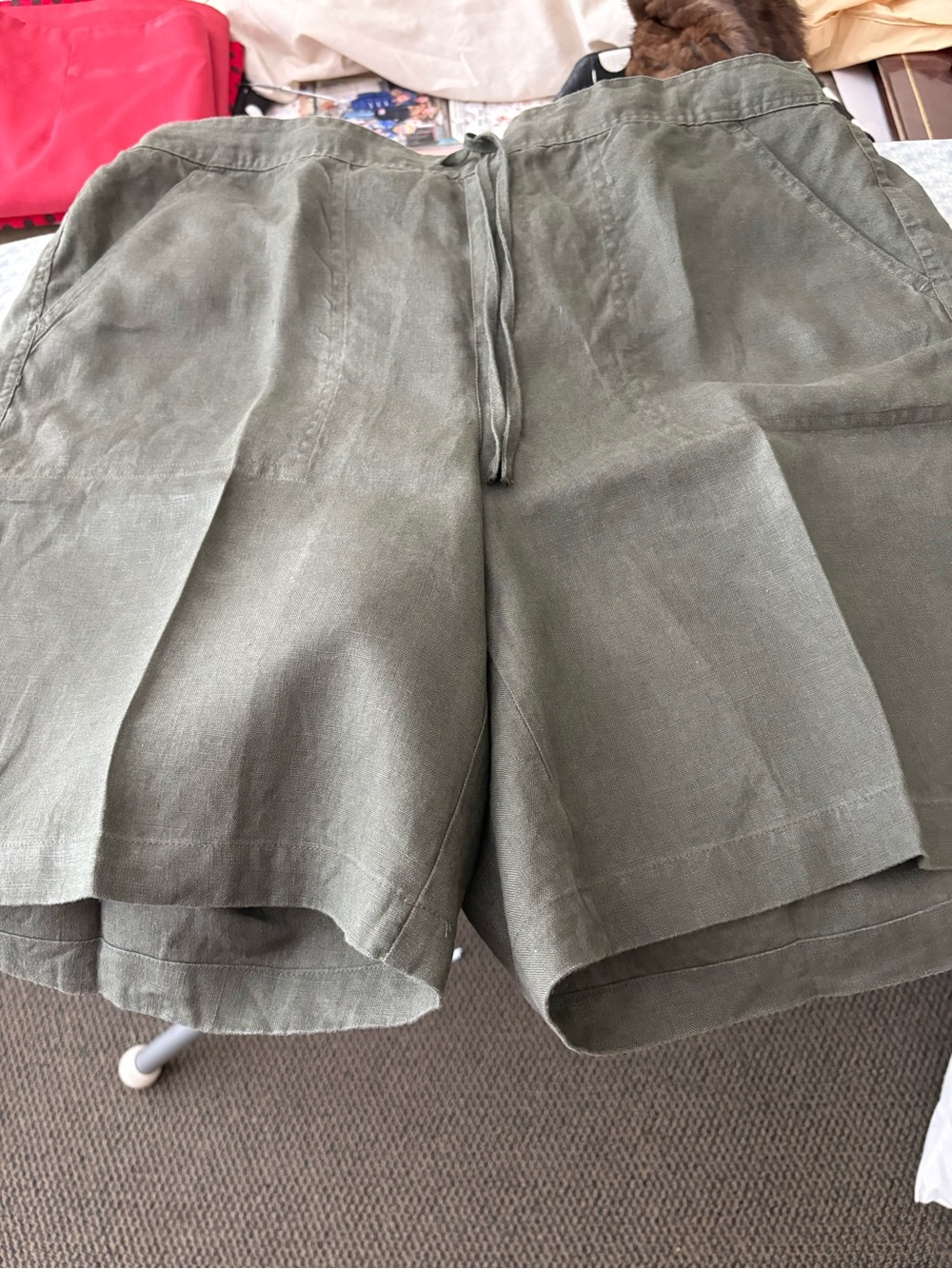 Orvis ladies Olive Drawstring Linen Shorts